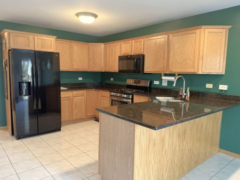 Tiny photo for 9400 CALEDONIA Drive, Tinley Park, IL 60487 (MLS # 12587015)