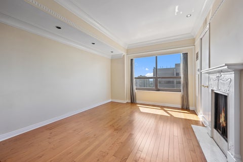 Tiny photo for 1410 N State Parkway #27B, Chicago, IL 60610 (MLS # 12683723)