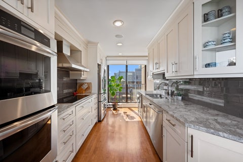 Tiny photo for 1410 N State Parkway #27B, Chicago, IL 60610 (MLS # 12683723)