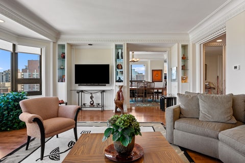 Tiny photo for 1410 N State Parkway #27B, Chicago, IL 60610 (MLS # 12683723)