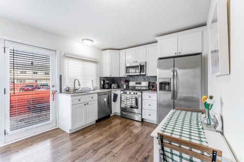 Tiny photo for 408 Colony Court, Bolingbrook, IL 60440 (MLS # 12585097)