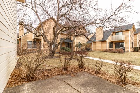 Tiny photo for 727 Colby Court, Gurnee, IL 60031 (MLS # 12565581)