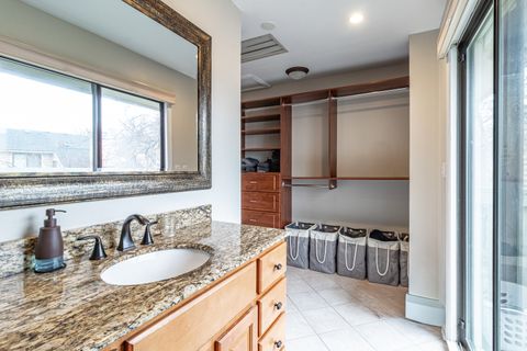 Tiny photo for 727 Colby Court, Gurnee, IL 60031 (MLS # 12565581)