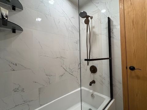 Tiny photo for 160 Inverness Court #A, Elk Grove Village, IL 60007 (MLS # 12502990)