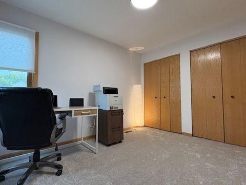 Tiny photo for 160 Inverness Court #A, Elk Grove Village, IL 60007 (MLS # 12502990)