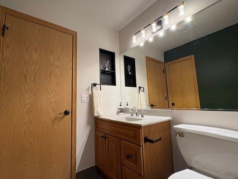 Tiny photo for 160 Inverness Court #A, Elk Grove Village, IL 60007 (MLS # 12502990)