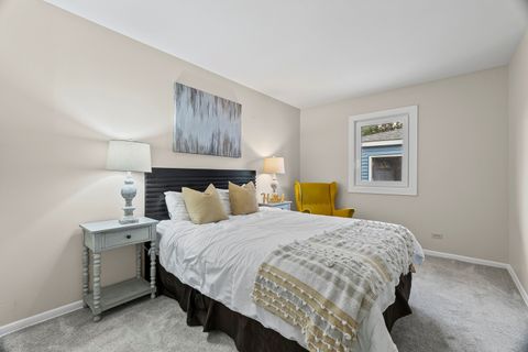 Tiny photo for 1124 LOVELL Court, Elk Grove Village, IL 60007 (MLS # 12446602)