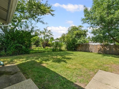 Tiny photo for 1124 LOVELL Court, Elk Grove Village, IL 60007 (MLS # 12446602)