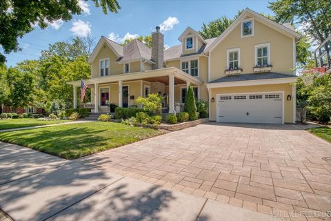 Tiny photo for 215 FULTON Avenue, St. Charles, IL 60174 (MLS # 12591931)