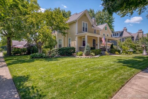 Tiny photo for 215 FULTON Avenue, St. Charles, IL 60174 (MLS # 12591931)