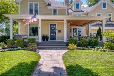 Tiny photo for 215 FULTON Avenue, St. Charles, IL 60174 (MLS # 12591931)