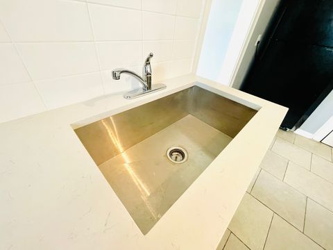 Tiny photo for 2300 W Granville Avenue #G, Chicago, IL 60659 (MLS # 12431476)