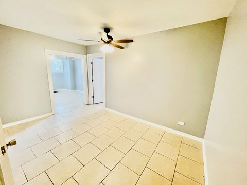 Tiny photo for 2300 W Granville Avenue #G, Chicago, IL 60659 (MLS # 12431476)