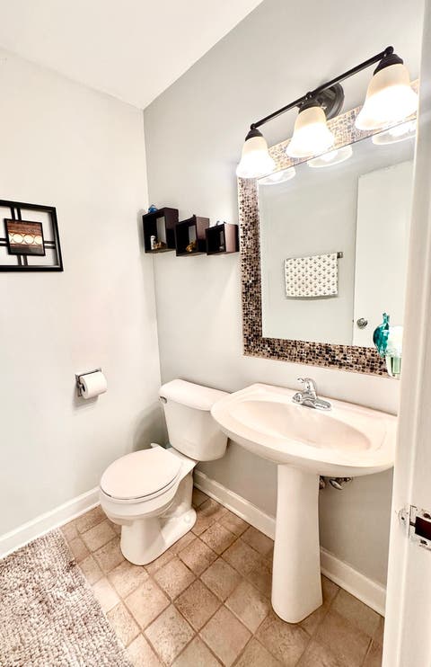 Tiny photo for 8524 Skokie Boulevard #3F, Skokie, IL 60077 (MLS # 12740162)