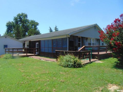 Photo of 42 S MAIN Street, Raleigh, IL 62977 (MLS # QC4268183)