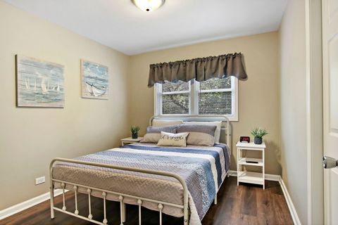 Tiny photo for 26211 W Forest Court, Antioch, IL 60002 (MLS # 12611311)