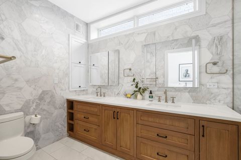 Tiny photo for 2037 W MCLEAN Avenue, Chicago, IL 60647 (MLS # 12571454)