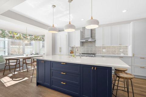 Tiny photo for 2037 W MCLEAN Avenue, Chicago, IL 60647 (MLS # 12571454)