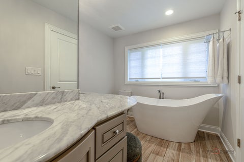 Tiny photo for 883 Oak Drive, Glencoe, IL 60022 (MLS # 12781591)