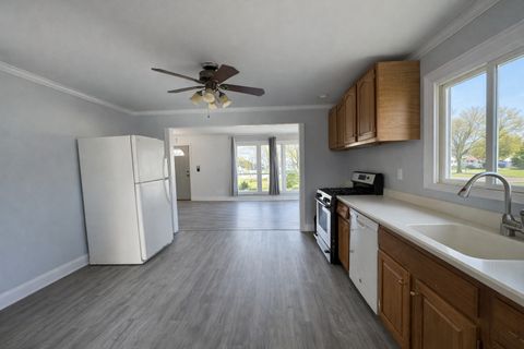 Tiny photo for 2109 Park Street, Rolling Meadows, IL 60008 (MLS # 12623902)