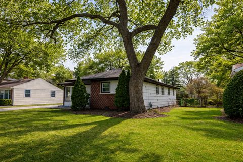 Tiny photo for 2109 Park Street, Rolling Meadows, IL 60008 (MLS # 12623902)