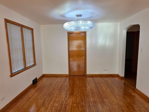 Tiny photo for 3804 Harvey Avenue #1, Berwyn, IL 60402 (MLS # 12581134)