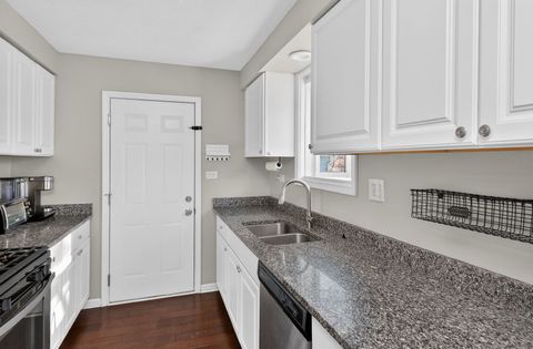 Tiny photo for 522 Apache Lane, Carol Stream, IL 60188 (MLS # 12537928)