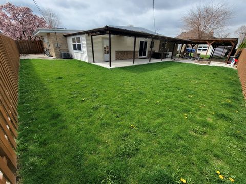 Tiny photo for 7830 W CARMEN Avenue, Norridge, IL 60706 (MLS # 12578975)