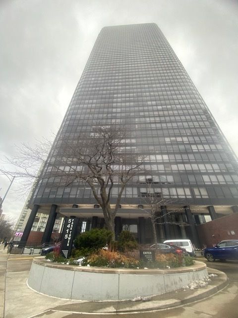 5415 N Sheridan Road 4502 Chicago IL 60640