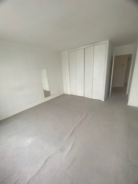 5415 N Sheridan Road 4502