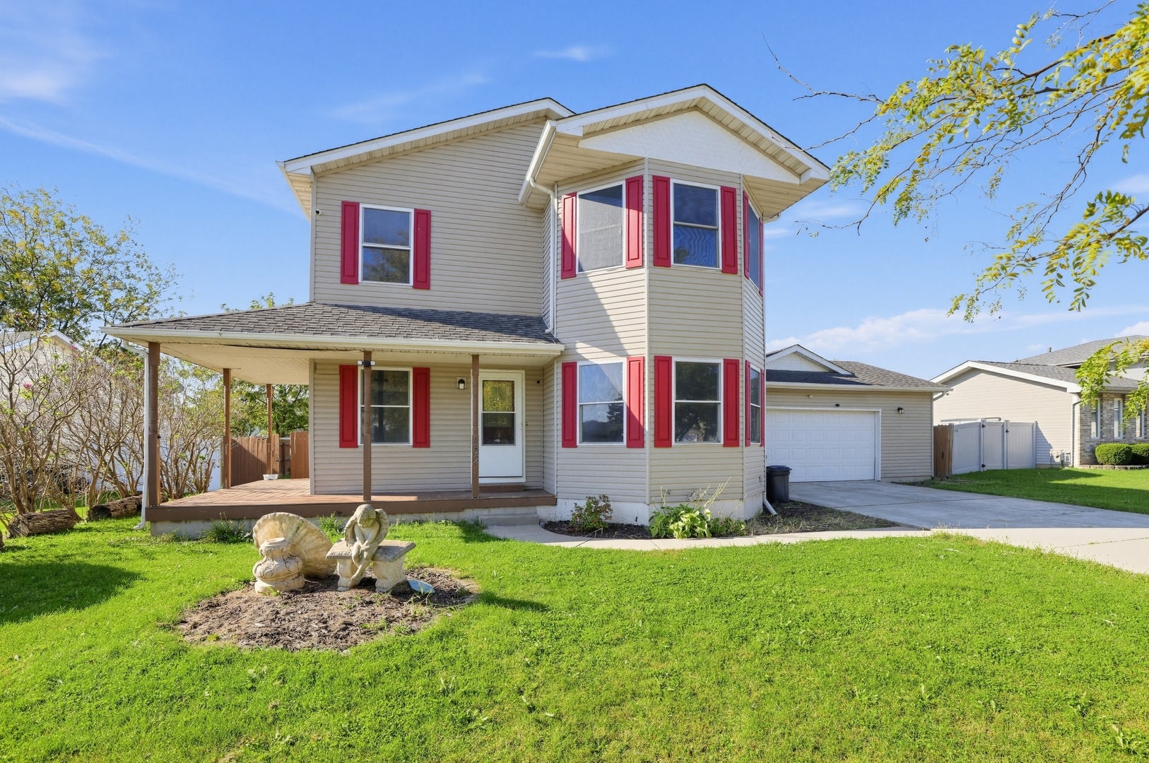152 E First Street
