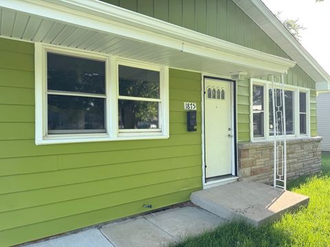Tiny photo for 1875 Notre Dame Street, Kankakee, IL 60901 (MLS # 12401024)