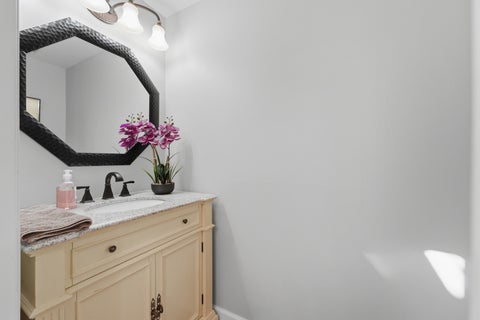 Tiny photo for 3 White Fence Trail, Streamwood, IL 60107 (MLS # 12745157)
