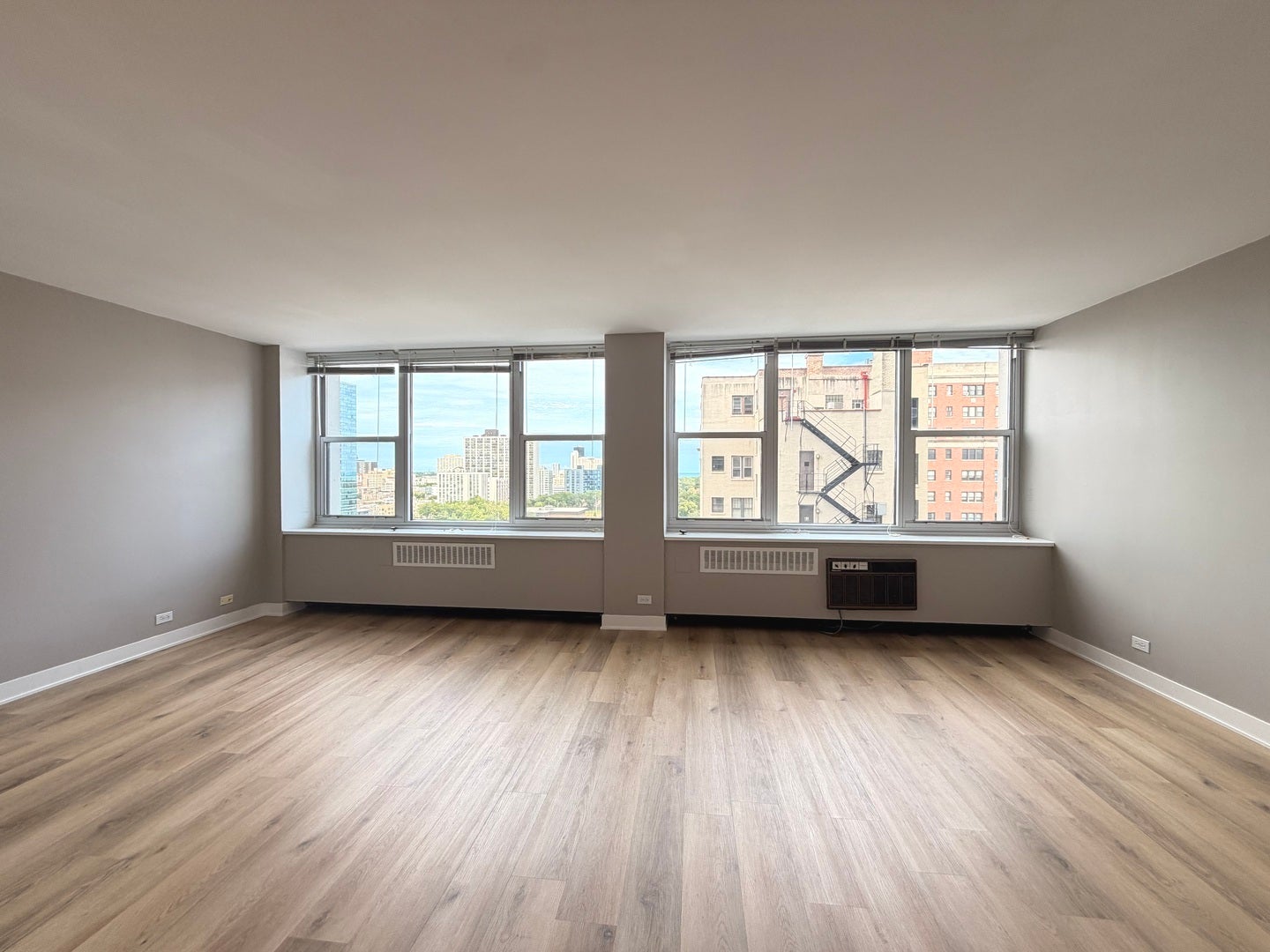 4250 N Marine Drive 1432