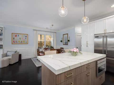 Tiny photo for 3156 N Cambridge Avenue #2, Chicago, IL 60657 (MLS # 12717540)