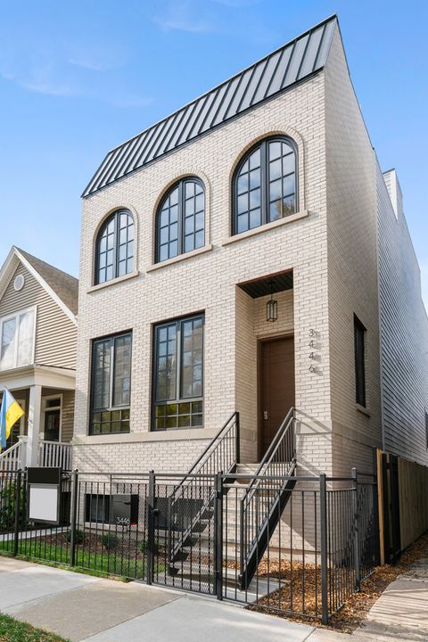 Photo of 3446 N Oakley Avenue, Chicago, IL 60618 (MLS # 12516262)