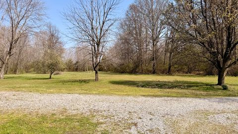 Tiny photo for 800 W Mccord Street, Centralia, IL 62801 (MLS # 12604733)