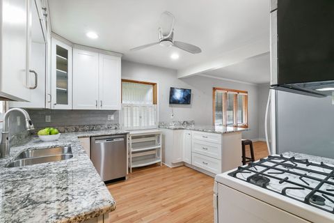 Tiny photo for 4539 Clyde Avenue, Lyons, IL 60534 (MLS # 12579494)