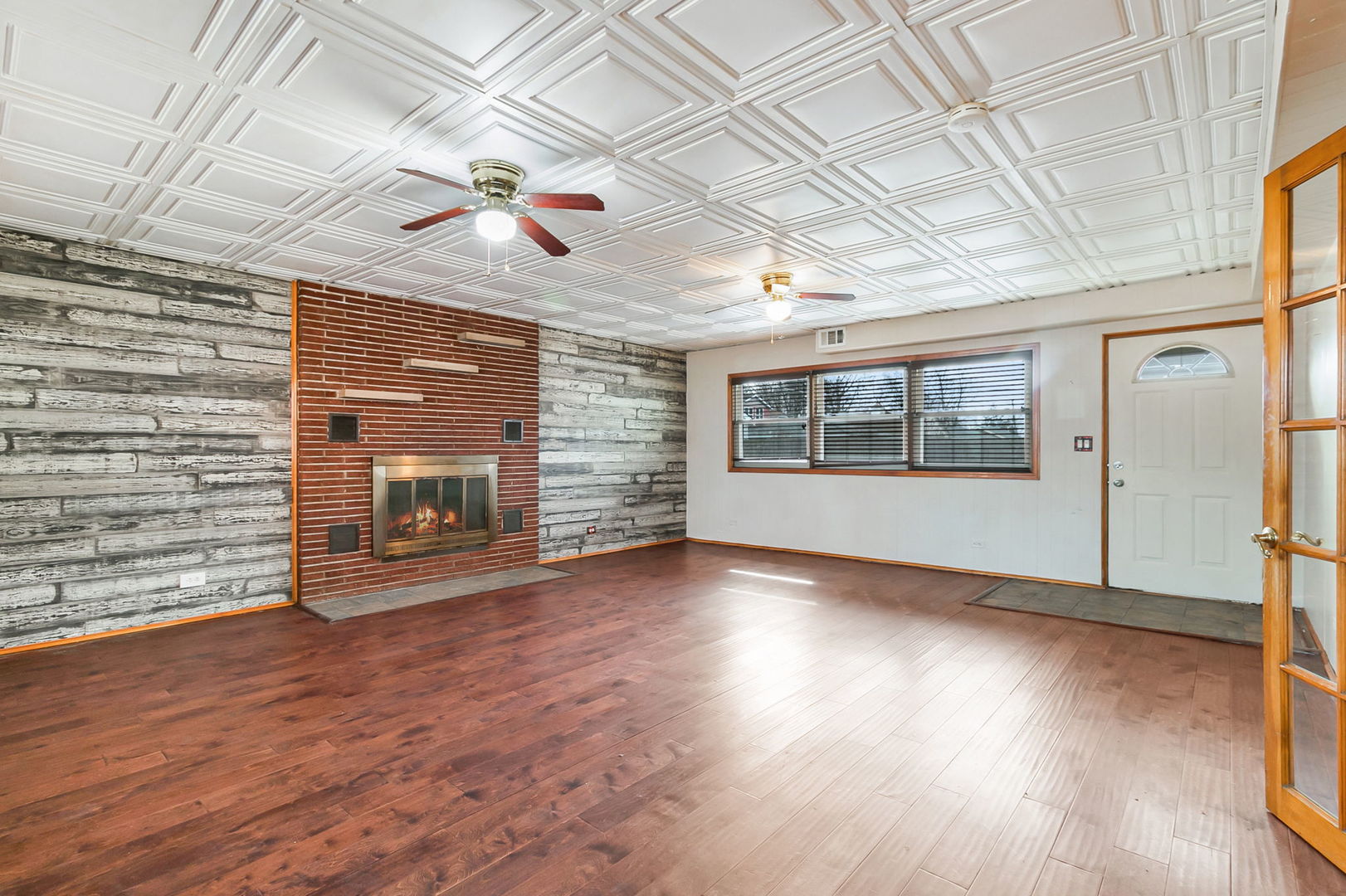 4539 Clyde Avenue