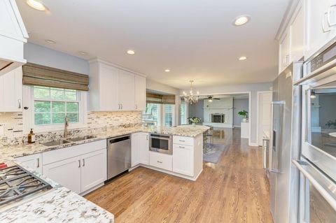 Tiny photo for 705 Potomac Avenue, Naperville, IL 60565 (MLS # 12459949)