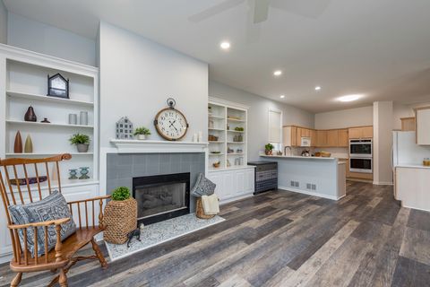 Tiny photo for 3068 N Southern Hills Drive, Wadsworth, IL 60083 (MLS # 12495142)