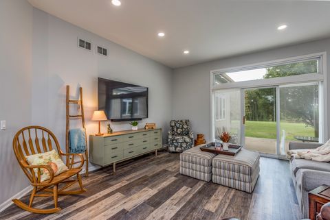 Tiny photo for 3068 N Southern Hills Drive, Wadsworth, IL 60083 (MLS # 12495142)