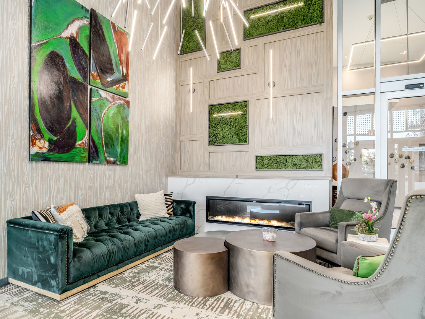 701 S Wells Street 1102