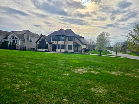 Tiny photo for 6701 Sunset Avenue, Countryside, IL 60525 (MLS # 12657372)