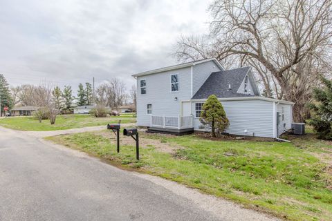 Tiny photo for 305 Chestnut Street, Hudson, IL 61748 (MLS # 12560978)