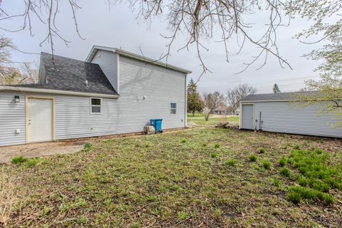 Tiny photo for 305 Chestnut Street, Hudson, IL 61748 (MLS # 12560978)