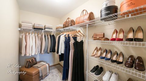 Tiny photo for 1431 Silverstone Drive #1431, Carpentersville, IL 60110 (MLS # 12523591)