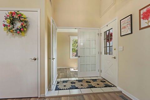 Tiny photo for 1137 Lockwood Court E, Buffalo Grove, IL 60089 (MLS # 12713338)