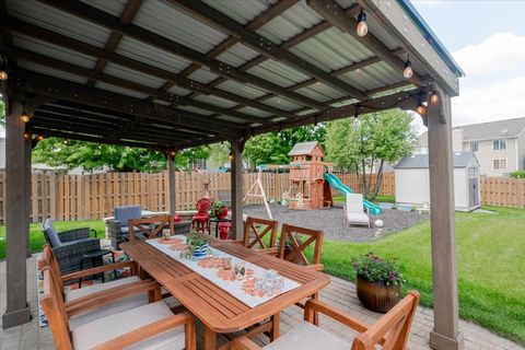 Tiny photo for 4 Forest Cove Court, Streamwood, IL 60107 (MLS # 12641421)