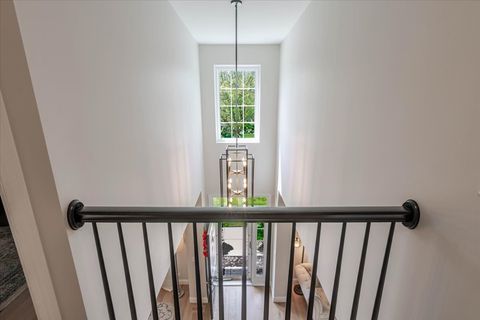Tiny photo for 4 Forest Cove Court, Streamwood, IL 60107 (MLS # 12641421)